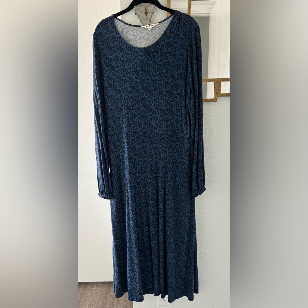 Boden Navy and Black Long Sleeve Dress
